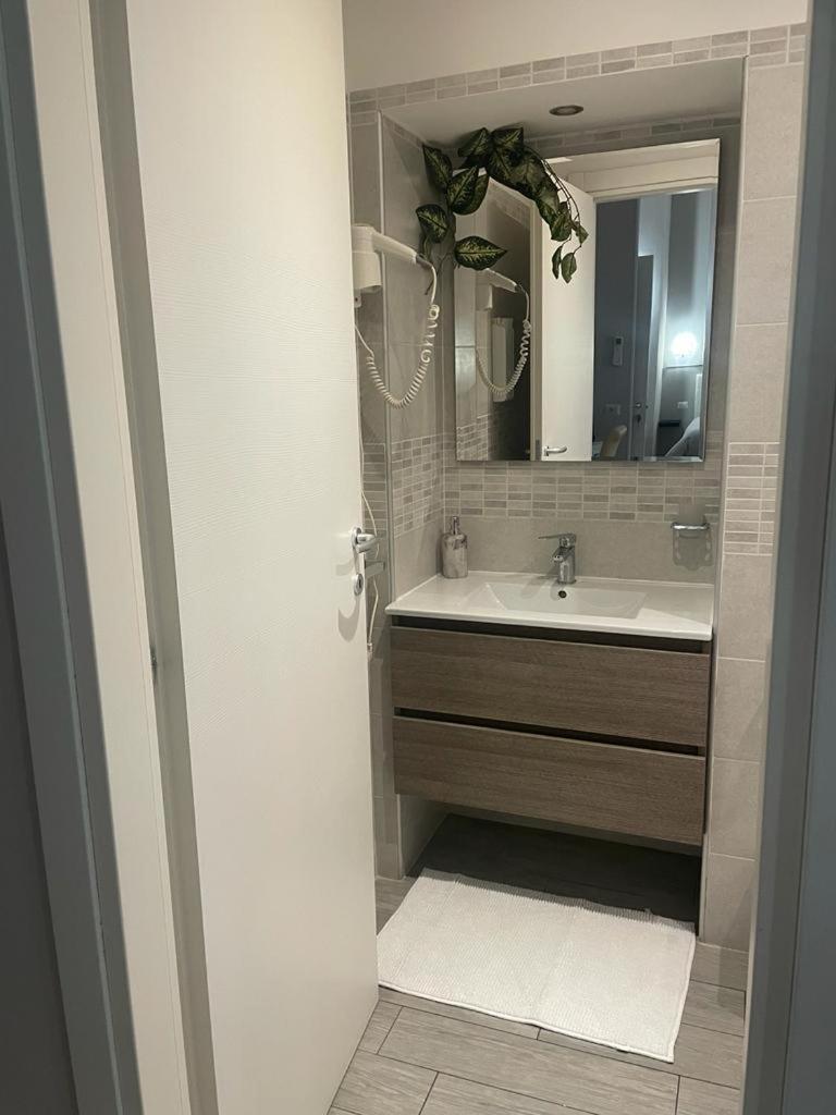 Holiday House Roma Vaticano Екстер'єр фото